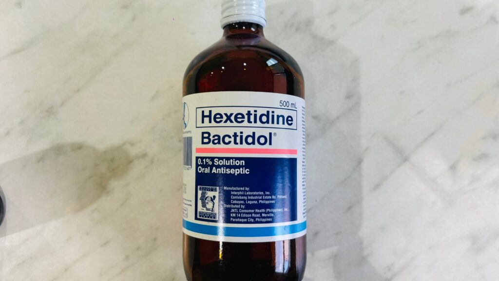 フィリピンの定番うがい薬「Bactidol(バクティドール)」のボトル
